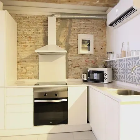 Revamped Historic 3 In Center * Barcellona